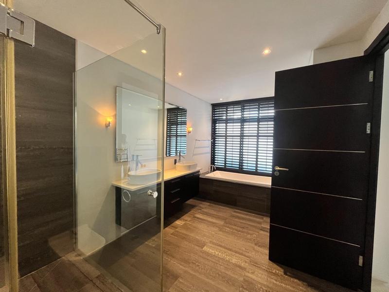 2 Bedroom Property for Sale in Cape Town Western Cape